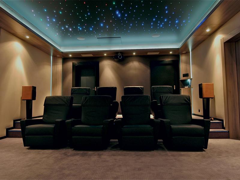 Plafond Barrisol - salle video projection
